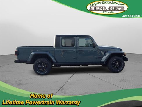 New 2025 Jeep Gladiator Sport image 9