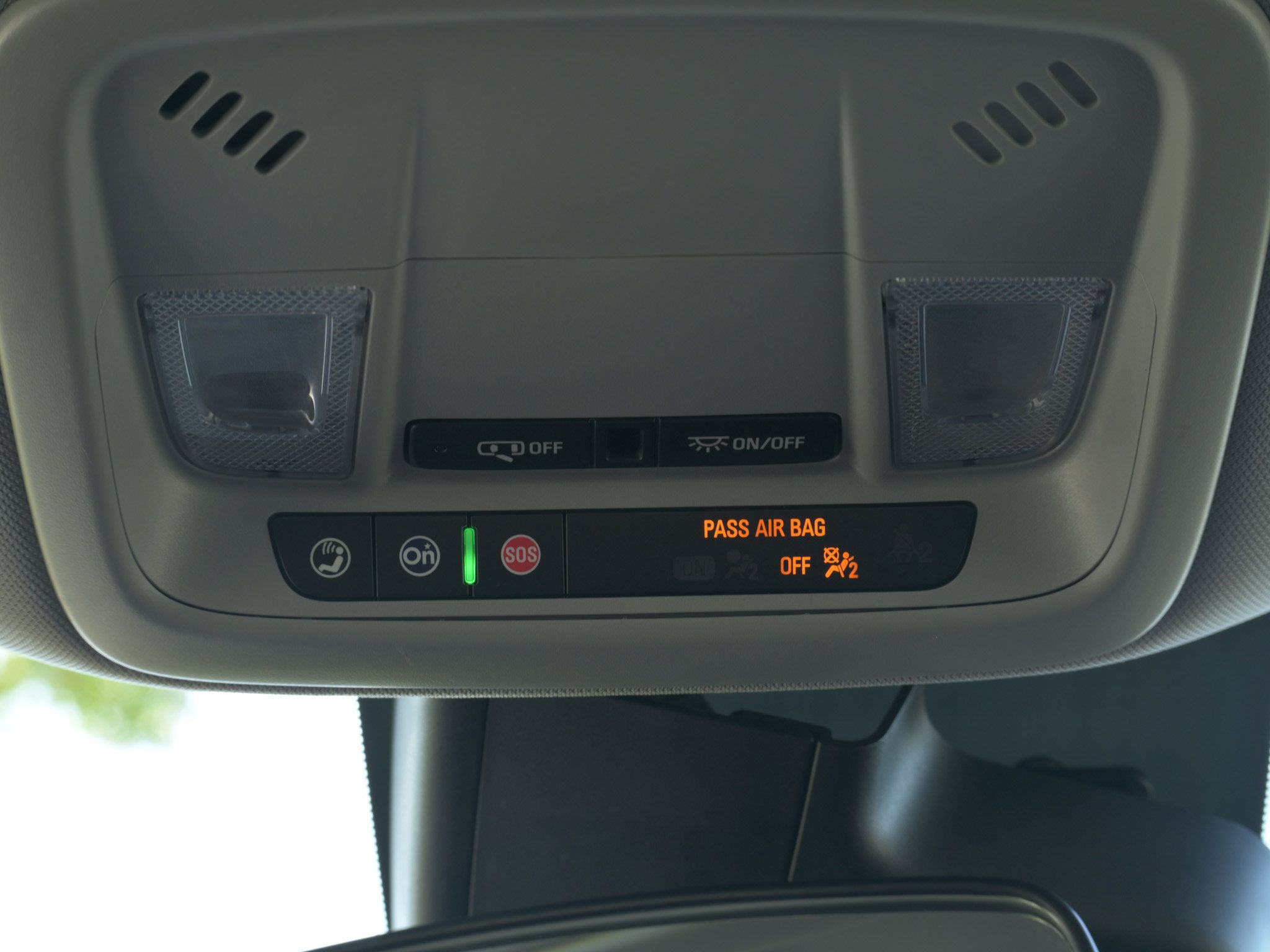 Used 2025 Chevrolet Malibu LT FWD image 9