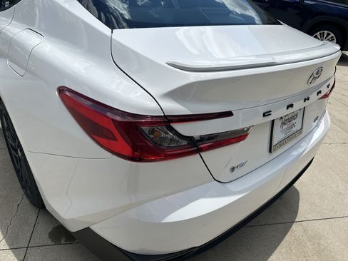Used 2026 Toyota Camry SE FWD image 21