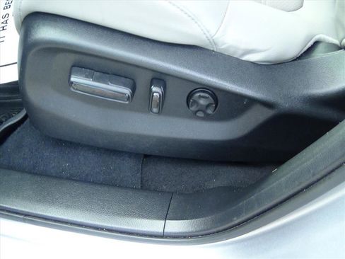 Used 2018 Honda CR-V EX-L image 18