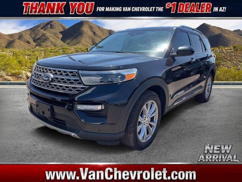 Used 2024 Ford Explorer Limited AWD/4WD image 1
