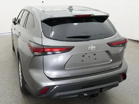 New 2026 Toyota Highlander Limited AWD/4WD image 6