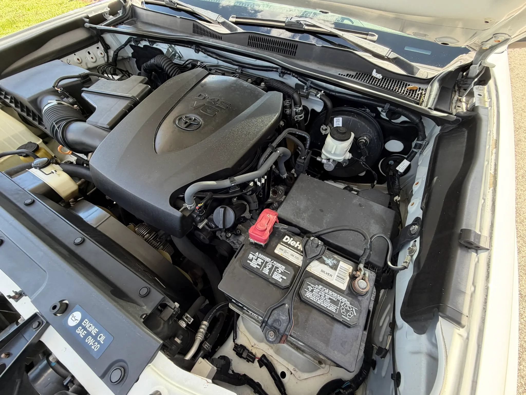Used 2018 Toyota Tacoma SR5 AWD/4WD image 31