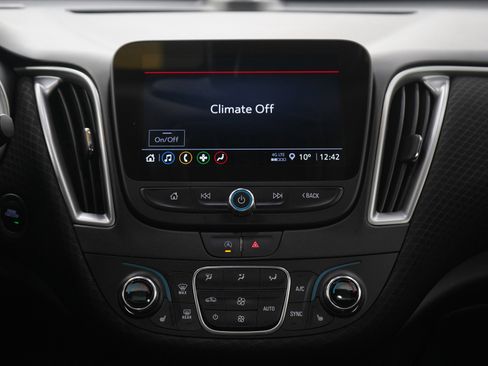 Used 2024 Chevrolet Malibu LT image 15