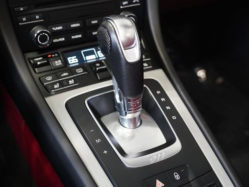 Used 2018 Porsche 911 Carrera GTS RWD image 27