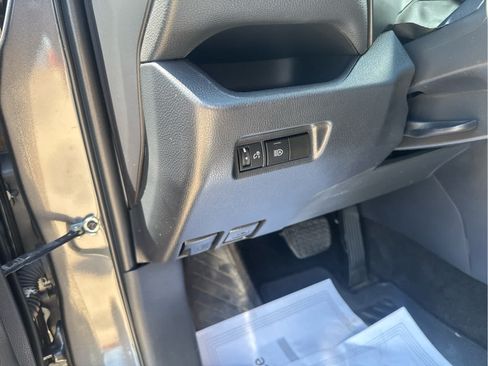 Used 2023 Toyota RAV4 LE FWD image 22