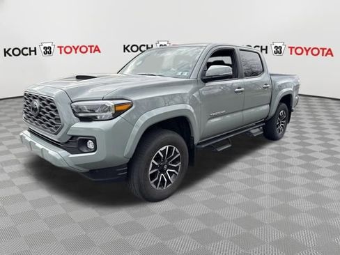 Used 2023 Toyota Tacoma TRD Sport AWD/4WD image 6