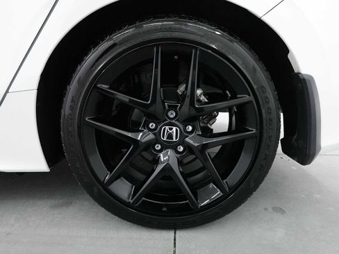 Certified 2024 Honda Civic Sport image 9