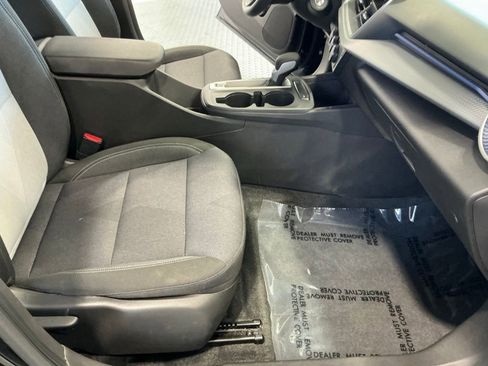 Used 2025 Chevrolet Trax LS FWD image 8