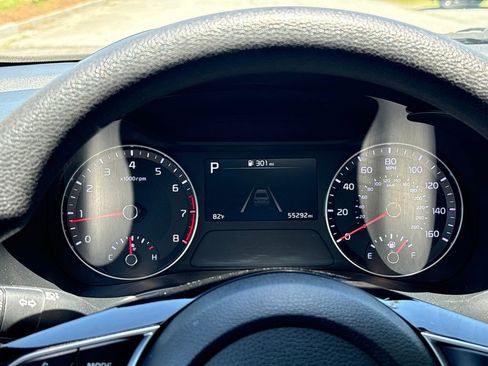 Used 2024 Kia Forte LXS FWD image 8