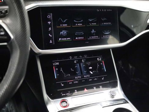 Used 2022 Audi S6 Premium Plus image 30