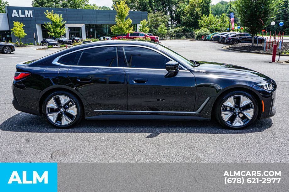 Used 2025 BMW i4 eDrive40 w/ Parking Assistance Package RWD image 8