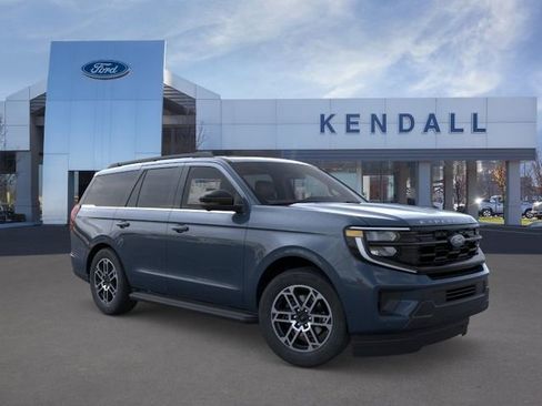 New 2026 Ford Expedition Active AWD/4WD image 7