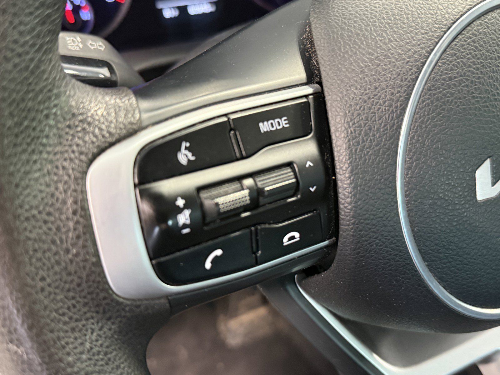 Used 2023 Kia K5 LXS FWD image 16