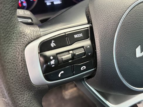 Used 2023 Kia K5 LXS FWD image 16
