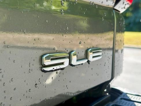 Used 2020 GMC Sierra 1500 SLE w/ SLE Value Package RWD image 16
