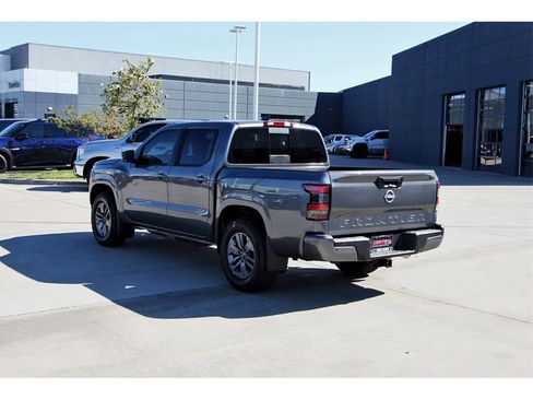 New 2026 Nissan Frontier SV w/ SV Convenience Package image 3