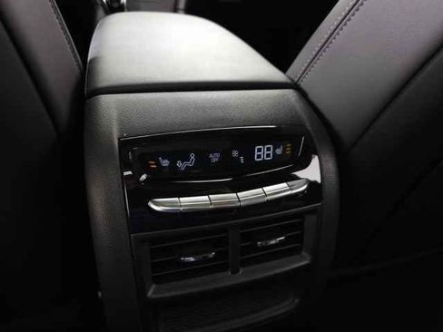 Certified 2023 Cadillac XT5 Premium Luxury image 37