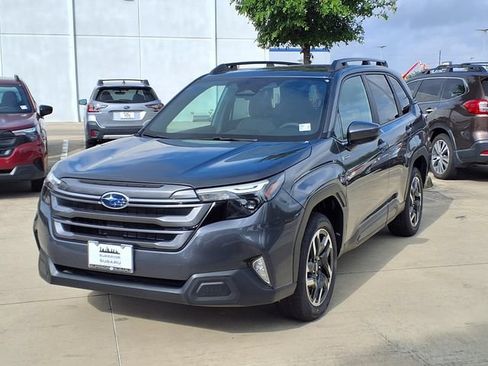 New 2026 Subaru Forester Premium AWD/4WD image 3