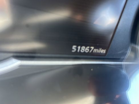 Used 2019 Nissan Kicks SR image 6