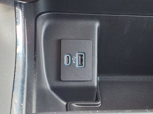 Used 2021 Ford F150 XLT w/ Equipment Group 302A High RWD image 7