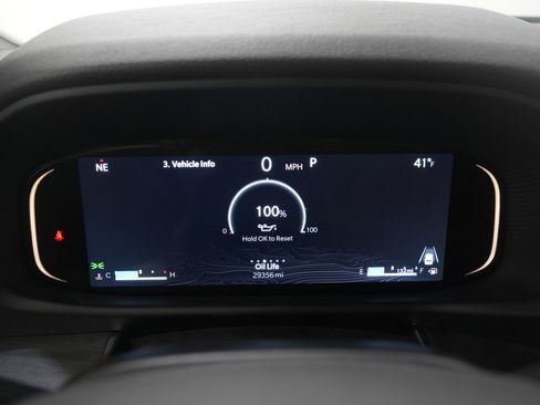 Used 2024 Jeep Wagoneer Series II image 30