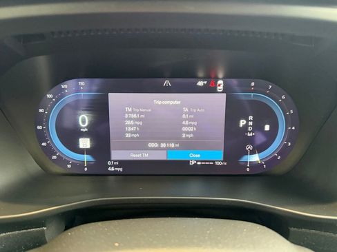 Used 2024 Volvo XC40 B5 Core AWD/4WD image 21