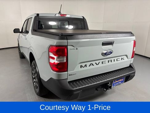 Used 2023 Ford Maverick Lariat w/ Lariat Luxury Package FWD image 8