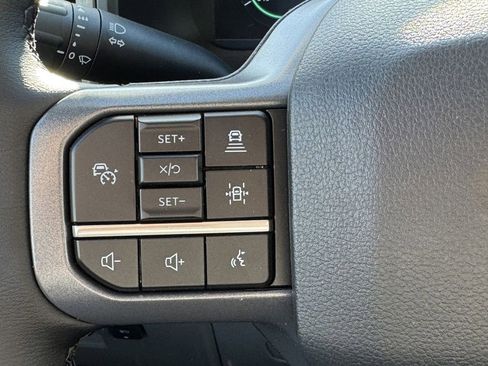 Used 2025 Ford F150 Lightning Flash image 20