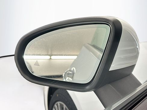 Used 2025 Mercedes-Benz CLA 250 4MATIC image 16