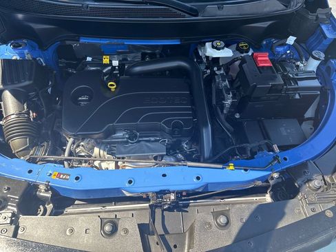Used 2025 Chevrolet Equinox ACTIV w/ Safety and Technology Package FWD image 26