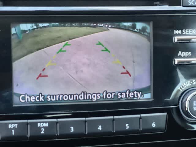 Used 2016 Nissan Rogue S FWD image 26