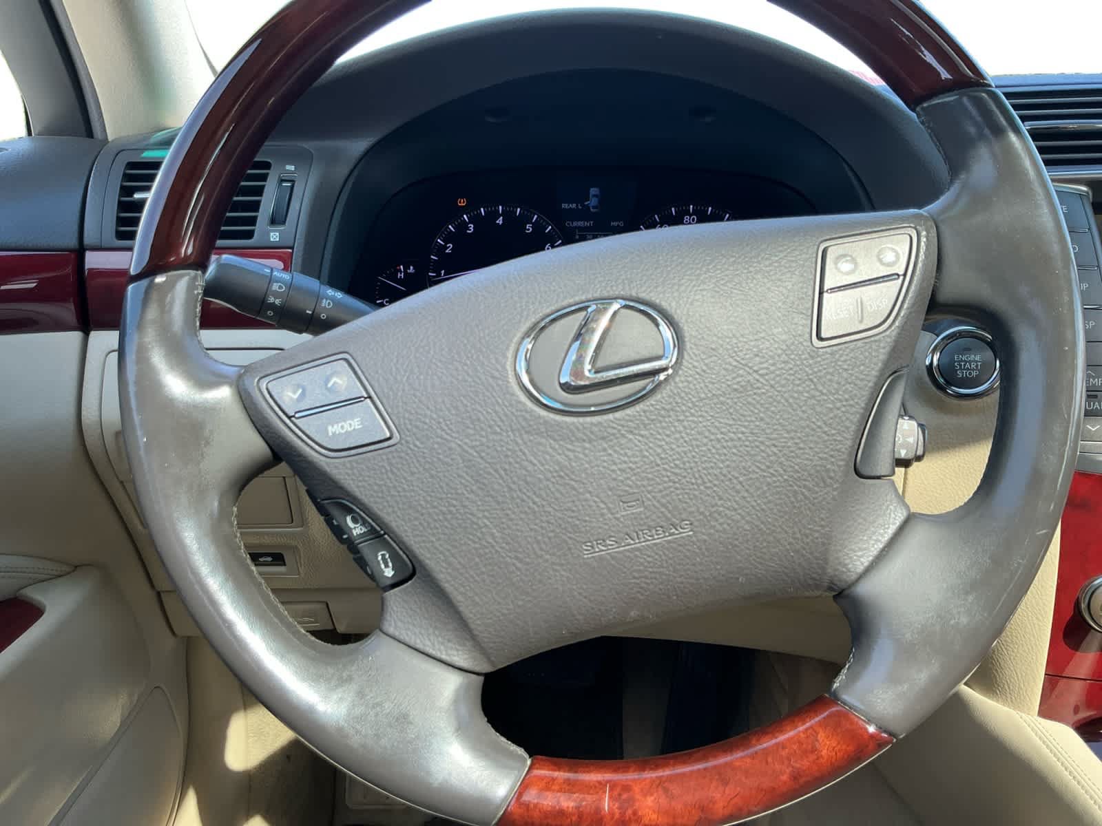 Used 2011 Lexus LS 460 w/ Luxury Value Edition RWD image 9