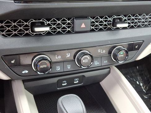 Certified 2023 Honda Accord EX image 16