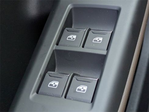 Used 2025 Audi Q6 e-tron Premium Plus w/ Premium Plus image 27