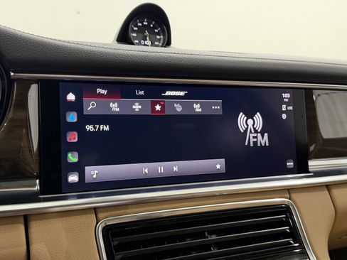 Certified 2023 Porsche Panamera 4 image 43