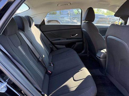 Used 2021 Hyundai Elantra SEL w/ Convenience Package FWD image 15