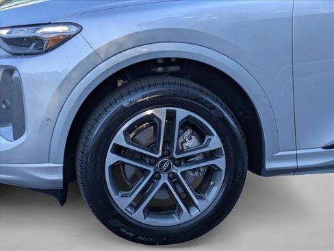 New 2026 Audi Q5 Premium AWD/4WD image 10