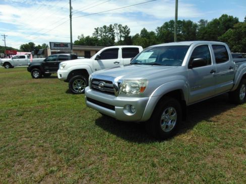 Used 2013 Toyota Tacoma 4x4 Double Cab w/ SR5 Pkg image 25