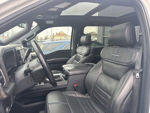 Used 2025 Ford F450 Platinum w/ FX4 Off-Road Package image 3