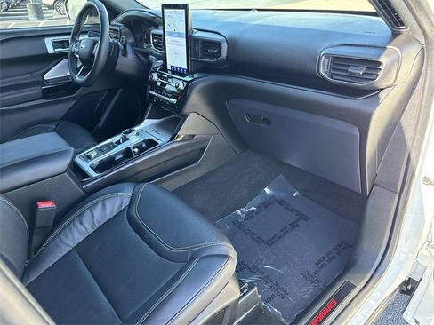 Used 2024 Ford Explorer ST w/ Equipment Group 401A image 15