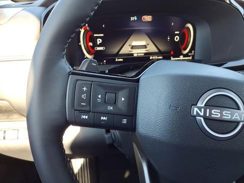 New 2026 Nissan Pathfinder Platinum AWD/4WD image 10