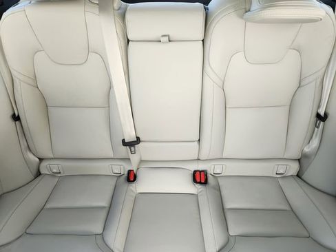 New 2026 Volvo XC60 T8 Ultra w/ Climate Package AWD/4WD image 14
