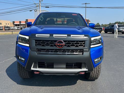 New 2026 Nissan Frontier PRO-4X w/ Pro-4x Convenience Package image 2