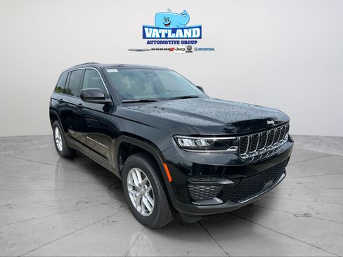 New 2026 Jeep Grand Cherokee Laredo X RWD image 7