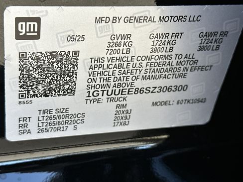 Used 2025 GMC Sierra 1500 AT4 w/ AT4 Premium Package image 35