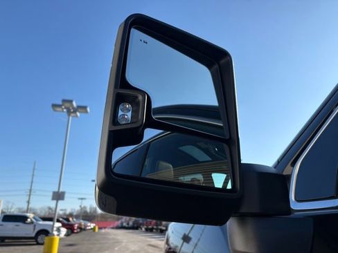 Used 2024 GMC Sierra 2500 Denali Ultimate image 14