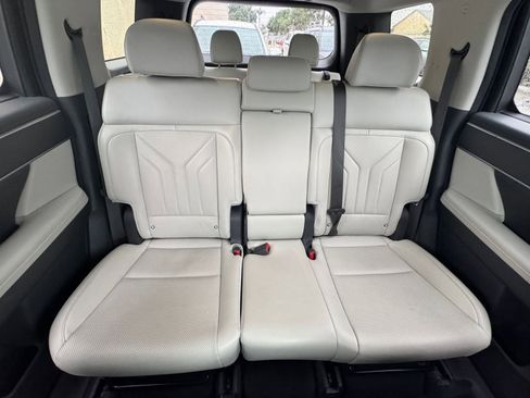 Used 2025 Hyundai Santa Fe SEL image 41