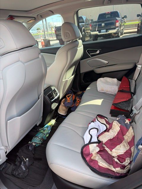 Used 2023 Acura RDX w/ Technology Package FWD image 4