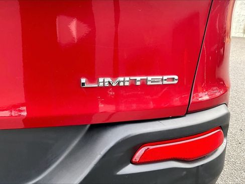 Used 2014 Jeep Cherokee Limited image 7